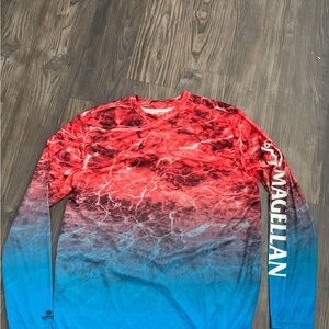 Magellan Outdoors Men's Red and Blue Rash Guard